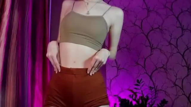 Image 6 of jess1e_wood Stream on Chaturbate on 18 months ago