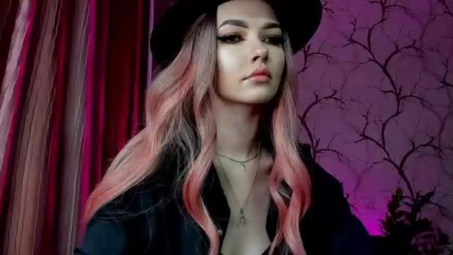 Image 10 of jess1e_wood Stream on Chaturbate on 18 months ago