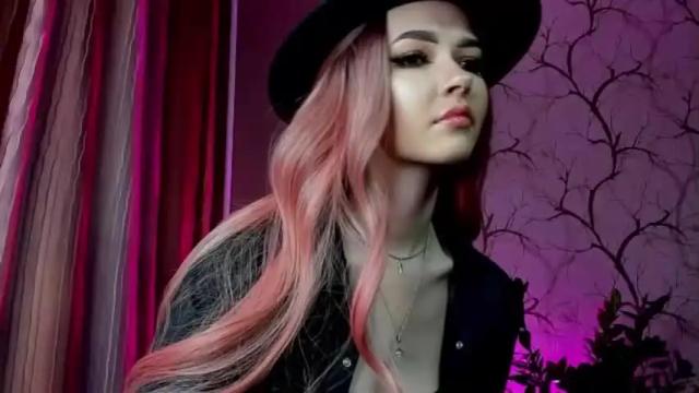 Image 11 of jess1e_wood Stream on Chaturbate on 18 months ago
