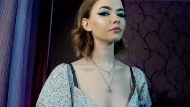 Image 12 of jess1e_wood Stream on Chaturbate on 17 months ago