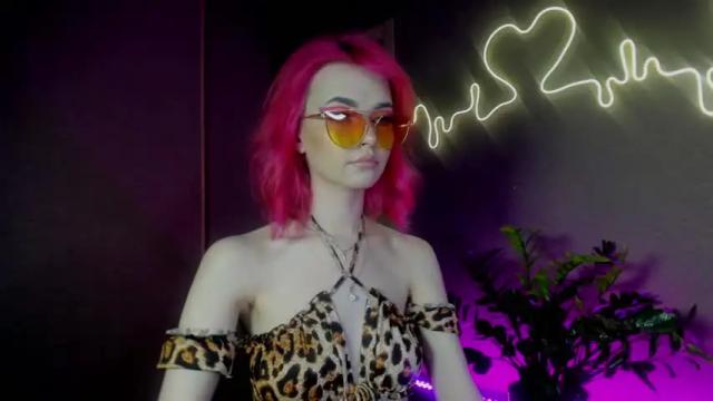 Image 8 of jess1e_wood Stream on Chaturbate on 15 months ago