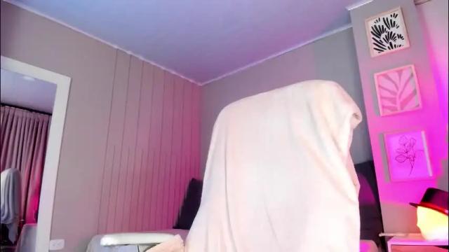 Image 10 of jess69_ Stream on Chaturbate on 1 month ago