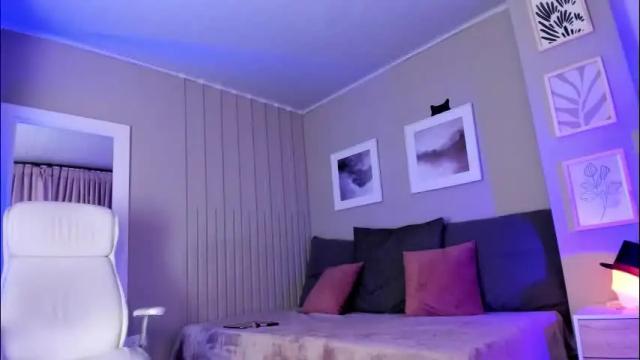 Image 2 of jess69_ Stream on Chaturbate on 1 month ago