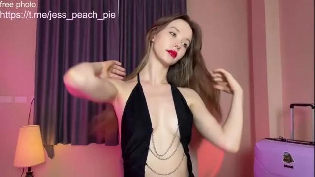 Image 2 of jess_peachy_pie Stream on Chaturbate on 13 months ago