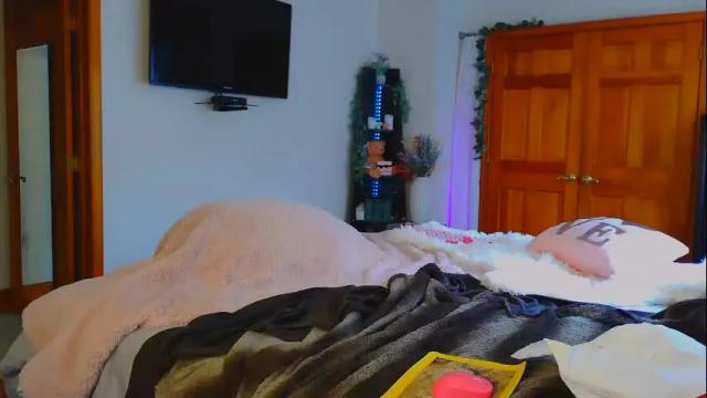 Image 3 of jessabelle_diamond Stream on Chaturbate on 2 months ago