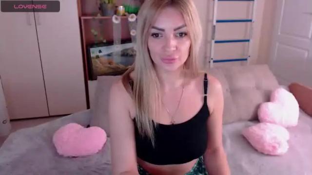 Image 12 of jessabellucci Stream on Chaturbate on 13 months ago