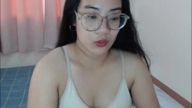 Image 2 of jessalicious_143 Stream on Chaturbate on 18 days ago
