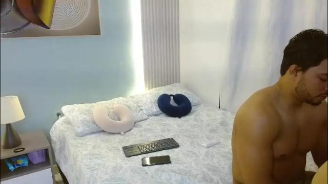 Image 3 of jessdant_luv Stream on Chaturbate on 1 month ago