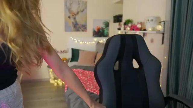 Image 7 of jesse__jane__ Stream on Chaturbate on 13 months ago