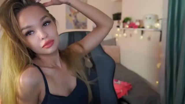 Image 2 of jesse__jane__ Stream on Chaturbate on 13 months ago