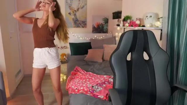 Image 10 of jesse__jane__ Stream on Chaturbate on 13 months ago
