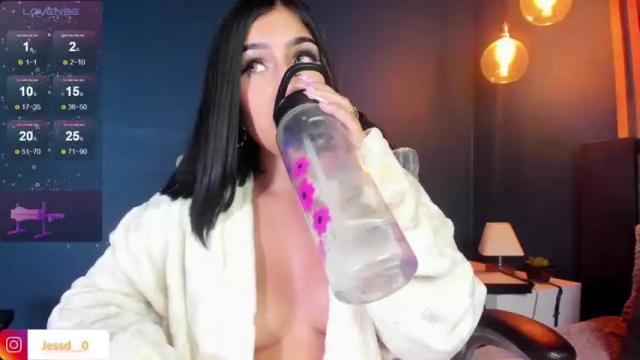 Image 4 of jesse_vera_ Stream on Chaturbate on 14 months ago