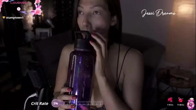 Image 12 of jessi_dreams Stream on Chaturbate on 2 months ago