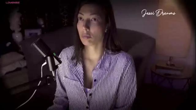 Image 2 of jessi_dreams Stream on Chaturbate on 23 days ago