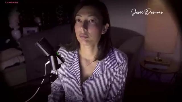 Image 3 of jessi_dreams Stream on Chaturbate on 23 days ago