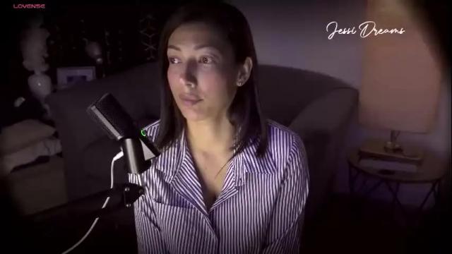 Image 4 of jessi_dreams Stream on Chaturbate on 23 days ago