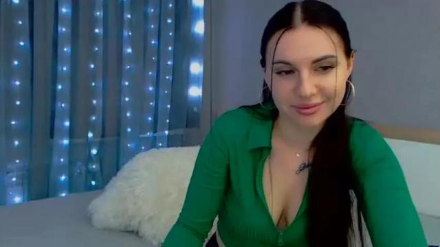 Image 3 of jessica_fire_1 Stream on Chaturbate on 15 months ago