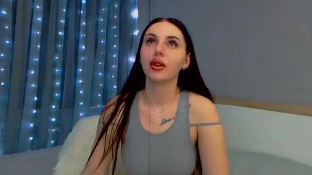 Image 3 of jessica_fire_1 Stream on Chaturbate on 15 months ago