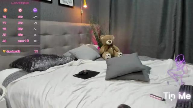 Image 8 of jessica_freemann Stream on Chaturbate on 1 month ago