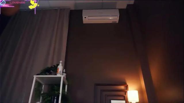 Image 10 of jessica_mirl Stream on Chaturbate on 1 month ago