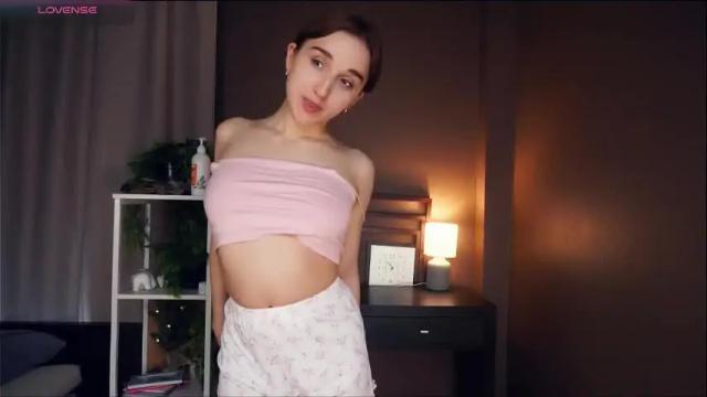 Image 8 of jessica_mirl Stream on Chaturbate on 1 month ago