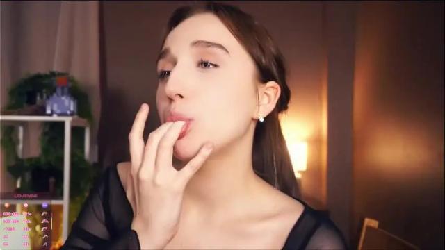 Image 6 of jessica_mirl Stream on Chaturbate on 13 days ago