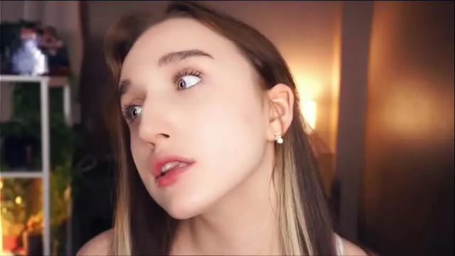 Image 4 of jessica_mirl Stream on Chaturbate on 7 days ago