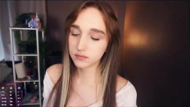 Image 8 of jessica_mirl Stream on Chaturbate on 4 days ago