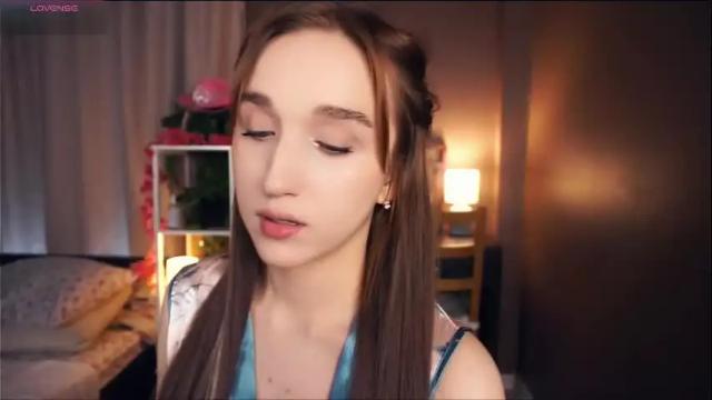 Image 2 of jessica_mirl Stream on Chaturbate on 4 months ago