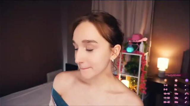 Image 4 of jessica_mirl Stream on Chaturbate on 4 months ago