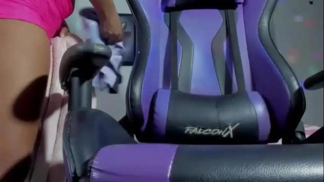 Image 3 of jessica_morgan Stream on Chaturbate on 2 months ago