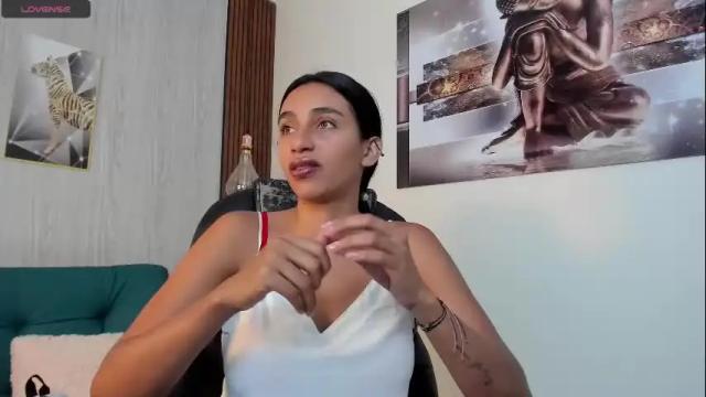 Image 8 of jessica_pethersson Stream on Chaturbate on 5 months ago