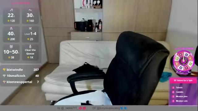 Image 2 of jessica_rabbit777_ Stream on Chaturbate on 1 month ago