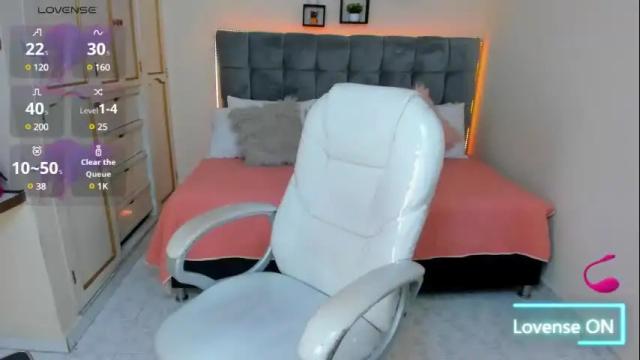 Image 2 of jessica_rabbyt Stream on Chaturbate on 4 months ago