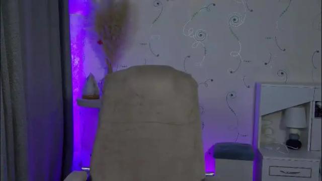 Image 8 of jessica_rays Stream on Chaturbate on 3 days ago