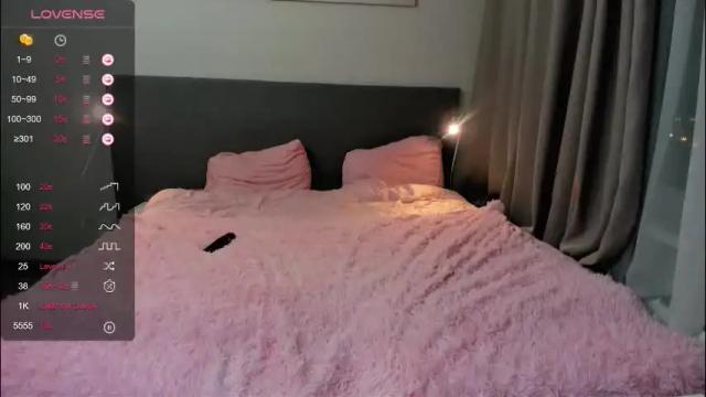 Image 2 of jessicamooon Stream on Chaturbate on 1 month ago