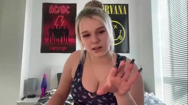 Image 3 of jessicapearsons Stream on Chaturbate on 29 days ago