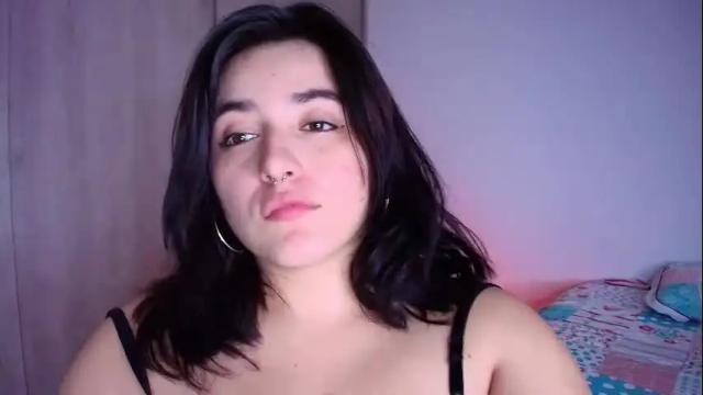 Image 12 of jessicared18 Stream on Chaturbate on 1 month ago