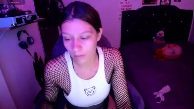 Image 6 of jessicarobbit Stream on Chaturbate on 1 month ago