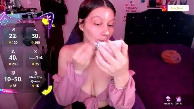 Image 4 of jessicarobbit Stream on Chaturbate on 1 month ago