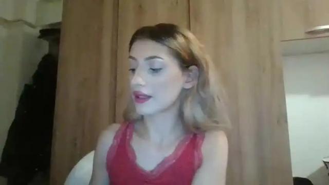 Image 7 of jessicasimson Stream on Chaturbate on 17 months ago