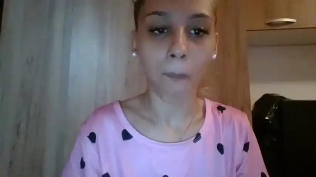 Image 12 of jessicasimson Stream on Chaturbate on 16 months ago