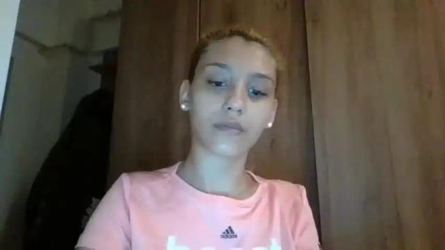 Image 6 of jessicasimson Stream on Chaturbate on 16 months ago