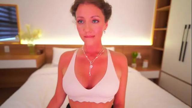 Image 3 of jessideen Stream on Chaturbate on 4 months ago