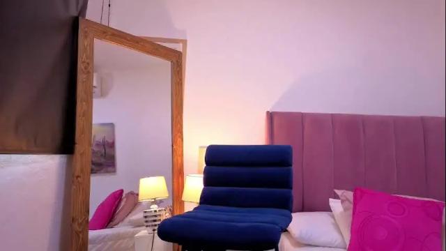 Image 3 of jessie__02 Stream on Chaturbate on 1 month ago