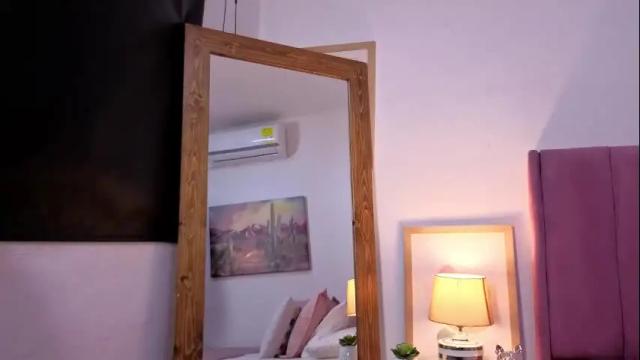 Image 6 of jessie__02 Stream on Chaturbate on 1 month ago