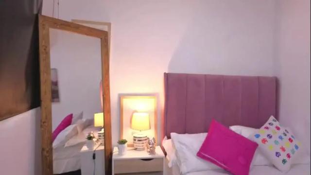 Image 2 of jessie__02 Stream on Chaturbate on 1 month ago