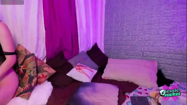 Image 2 of jessie_rocketx Stream on Chaturbate on 2 months ago