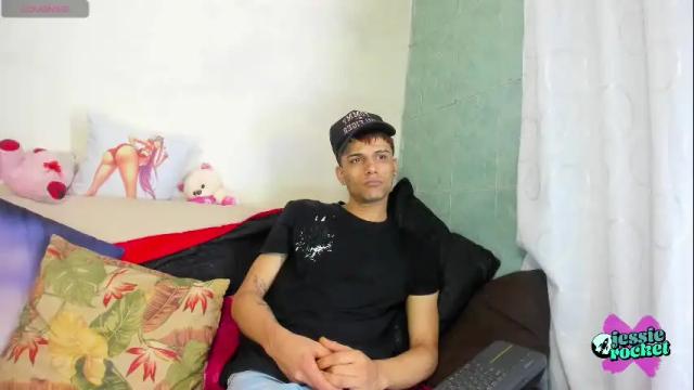 Image 8 of jessie_rocketx Stream on Chaturbate on 1 month ago