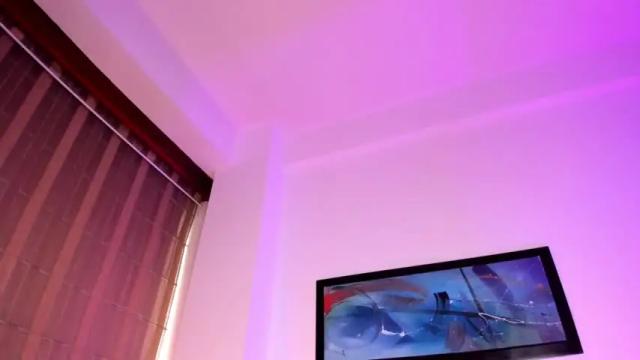 Image 2 of jessiecaameron Stream on Chaturbate on 13 months ago